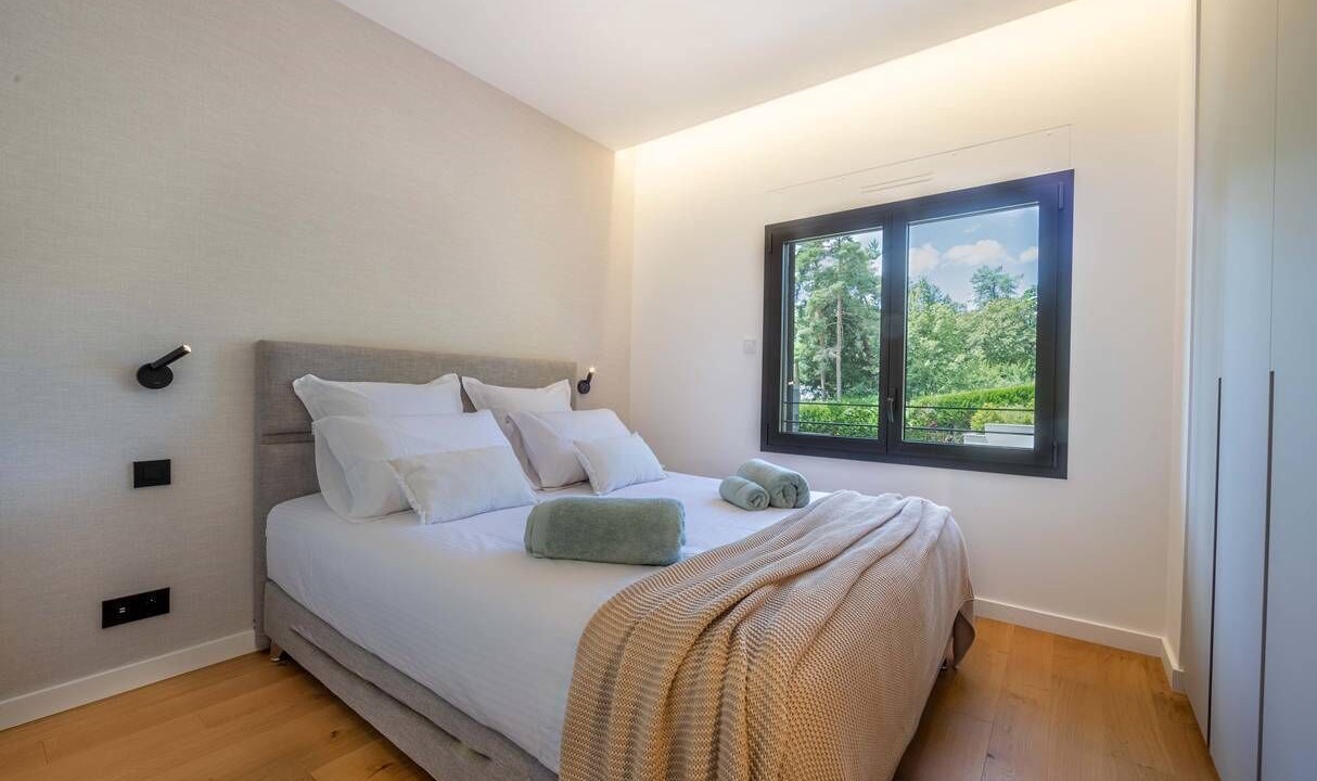 Photo of Bedroom in Veyrier-du-Lac