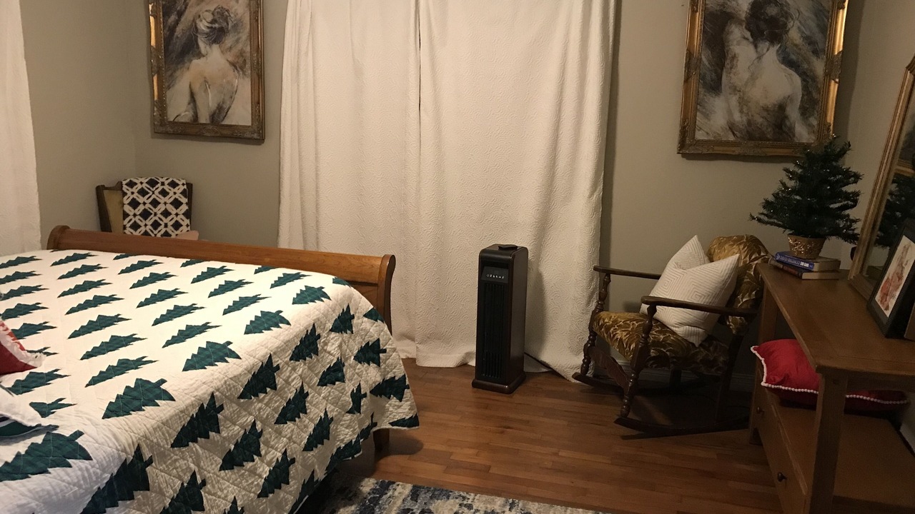 Photo of Bedroom in Centerville