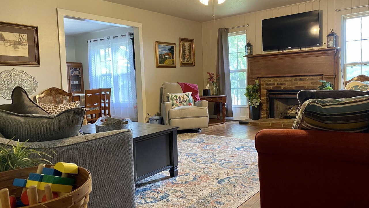 Photo of Livingroom in Centerville