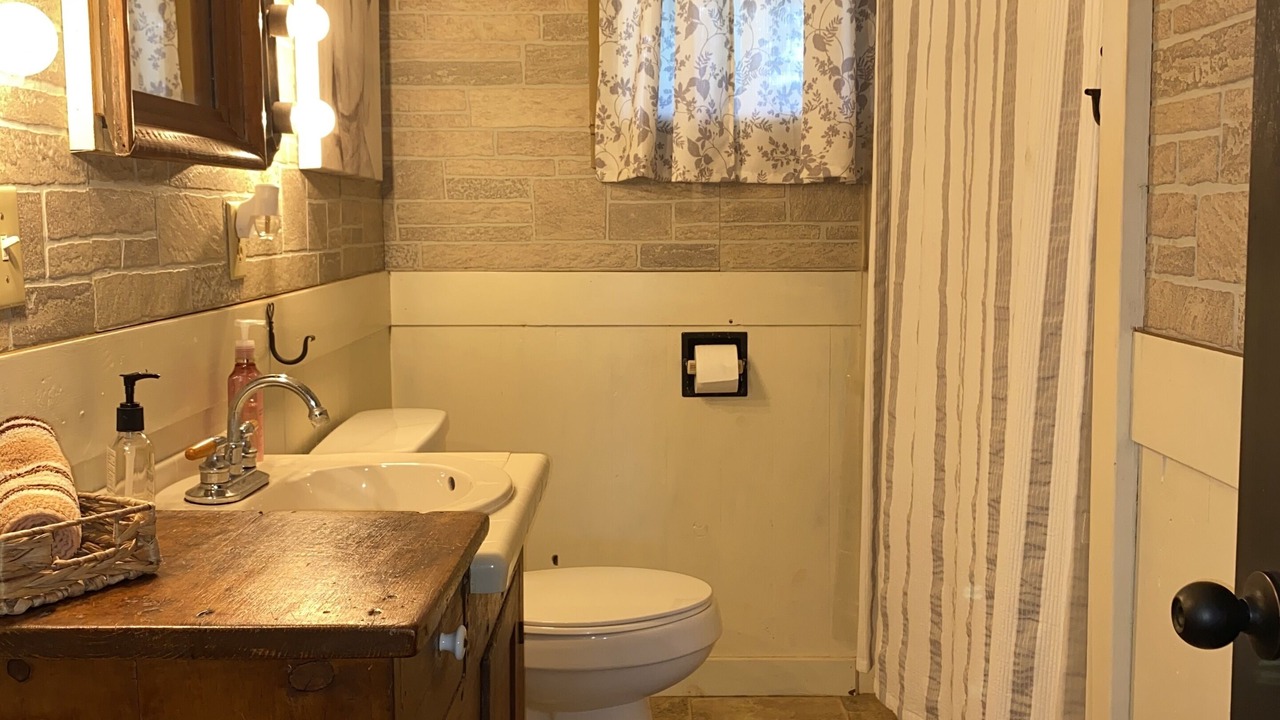 Photo of Bathroom in Centerville