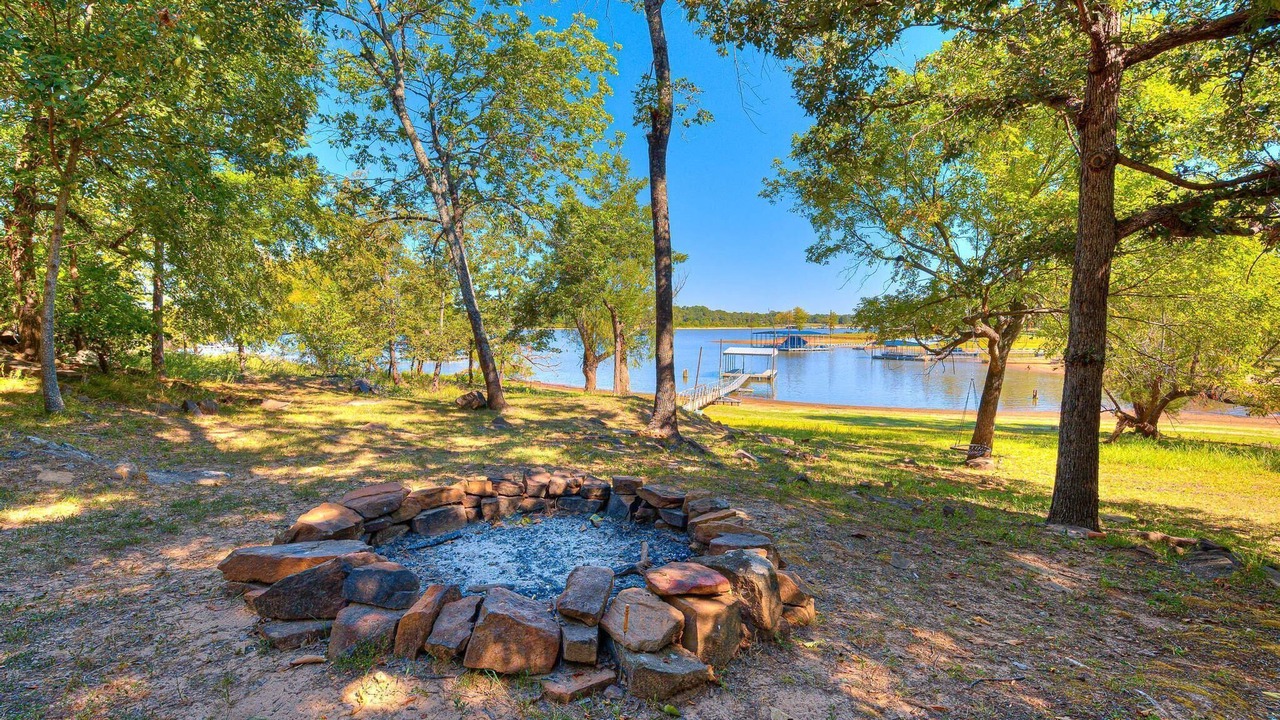 Photo of Outdoor in Hoyt