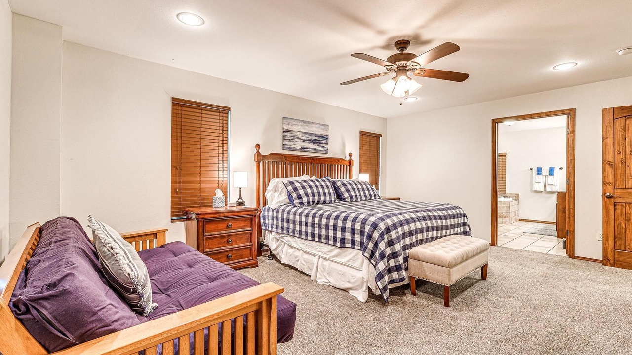 Photo of Bedroom in Hoyt