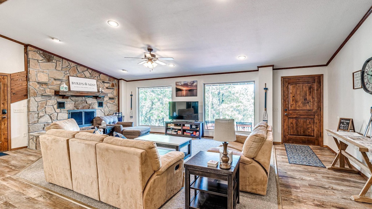 Photo of Livingroom in Hoyt