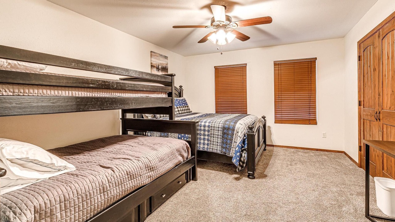Photo of Bedroom in Hoyt