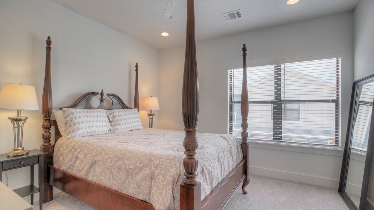 Photo of Bedroom in Denver Heights