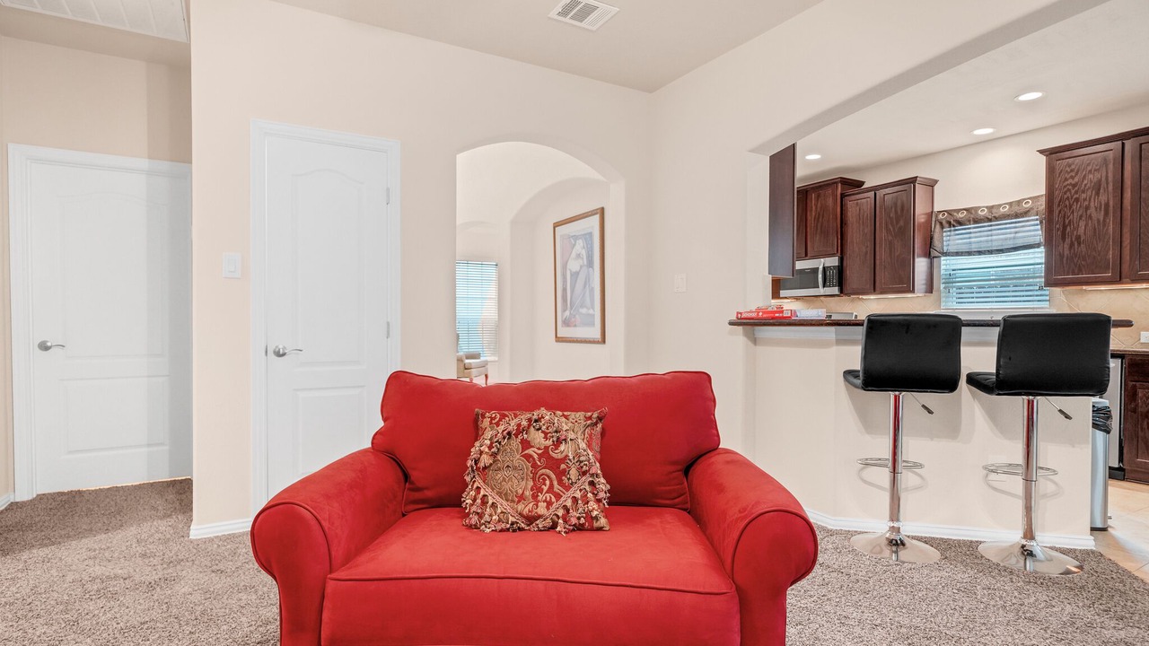 Photo of Livingroom in Baytown