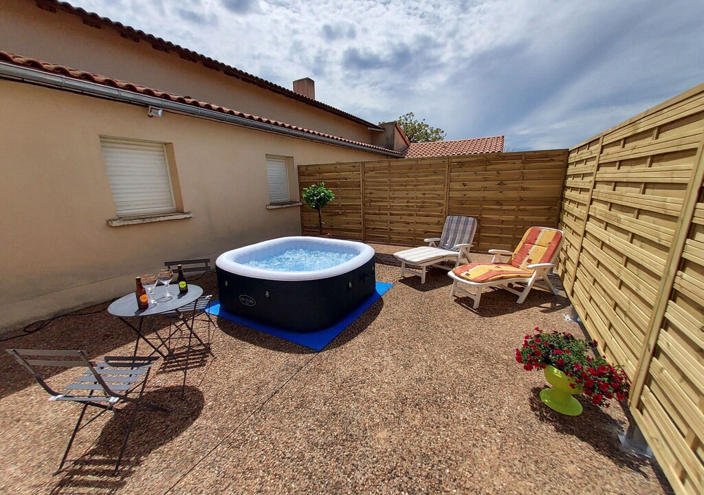 Photo of Patio Balcony in Nueil-sur-Layon