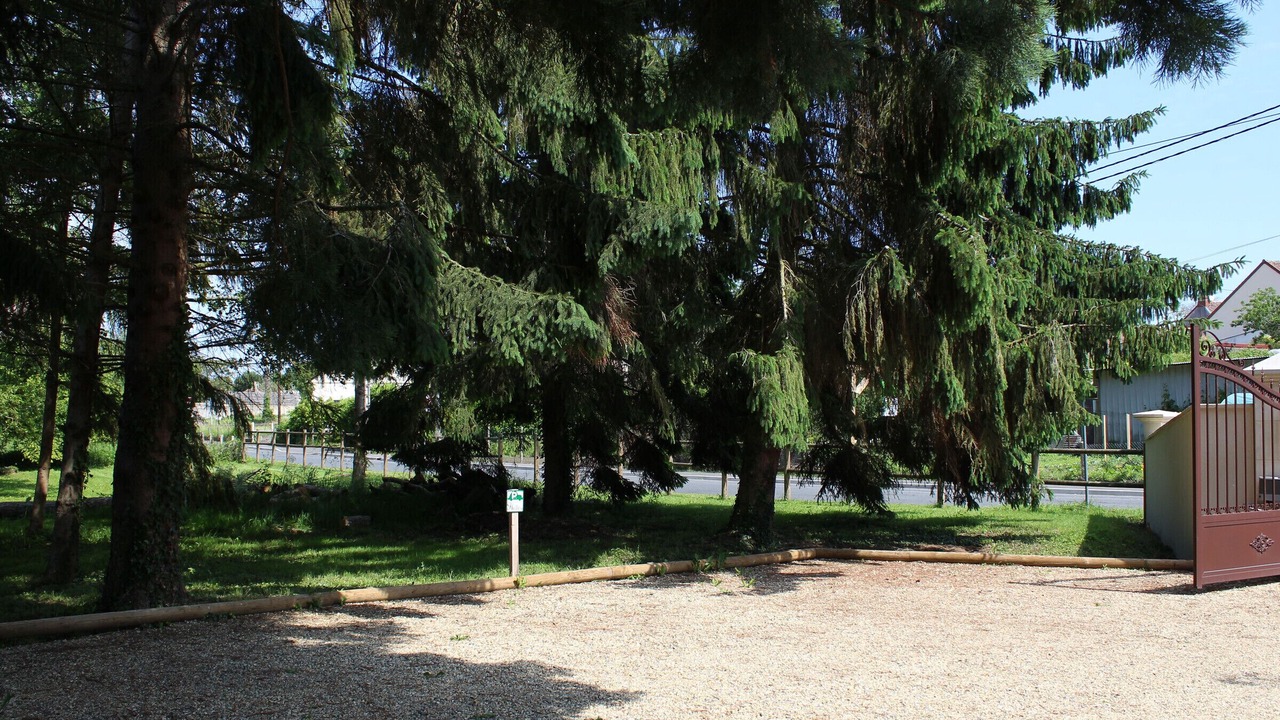Photo of Outdoor in Cerans-Foulletourte