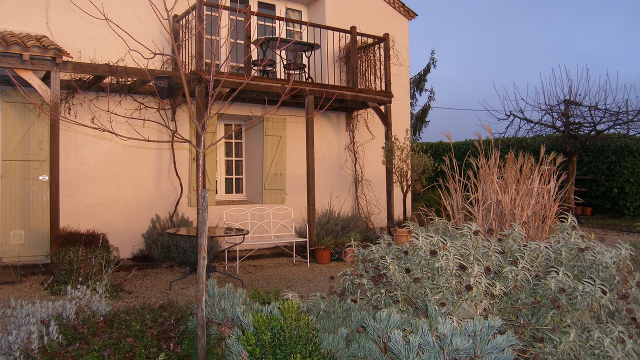 Photo of Patio Balcony in Saint-Andre-et-Appelles