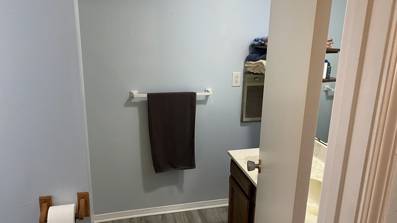 Photo of Bathroom in Helmer