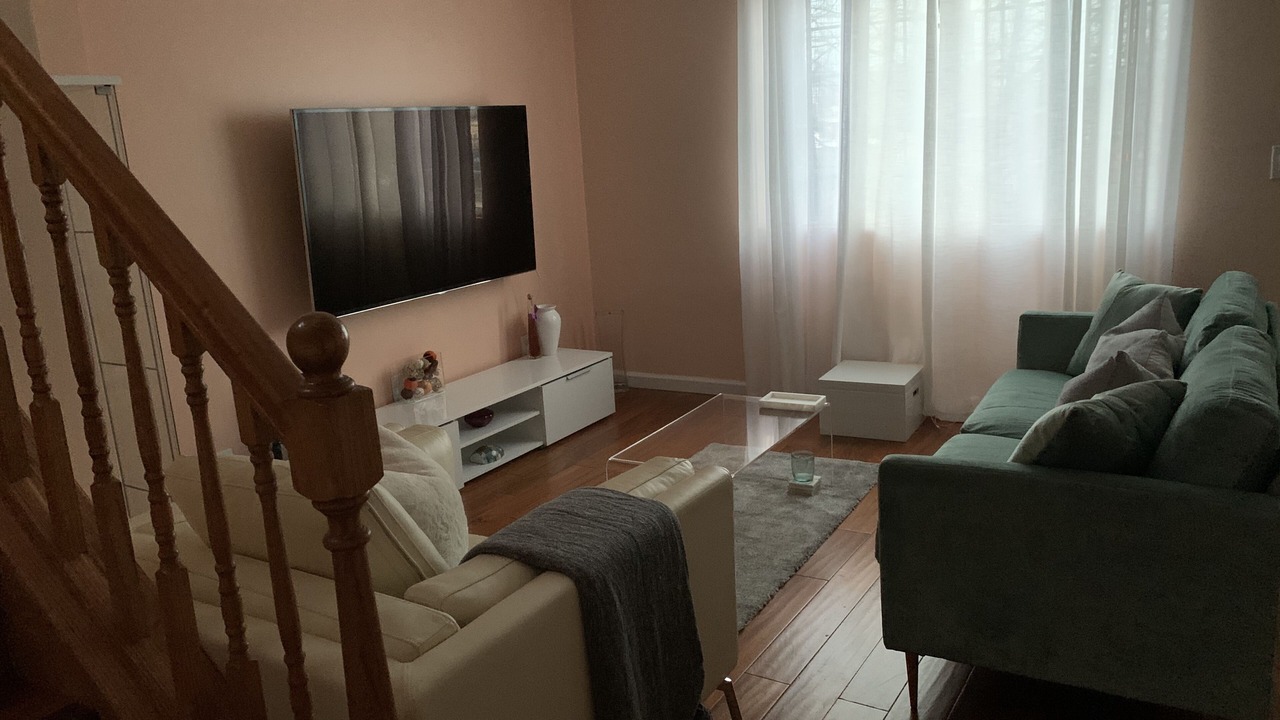 Photo of Livingroom in Stapleton