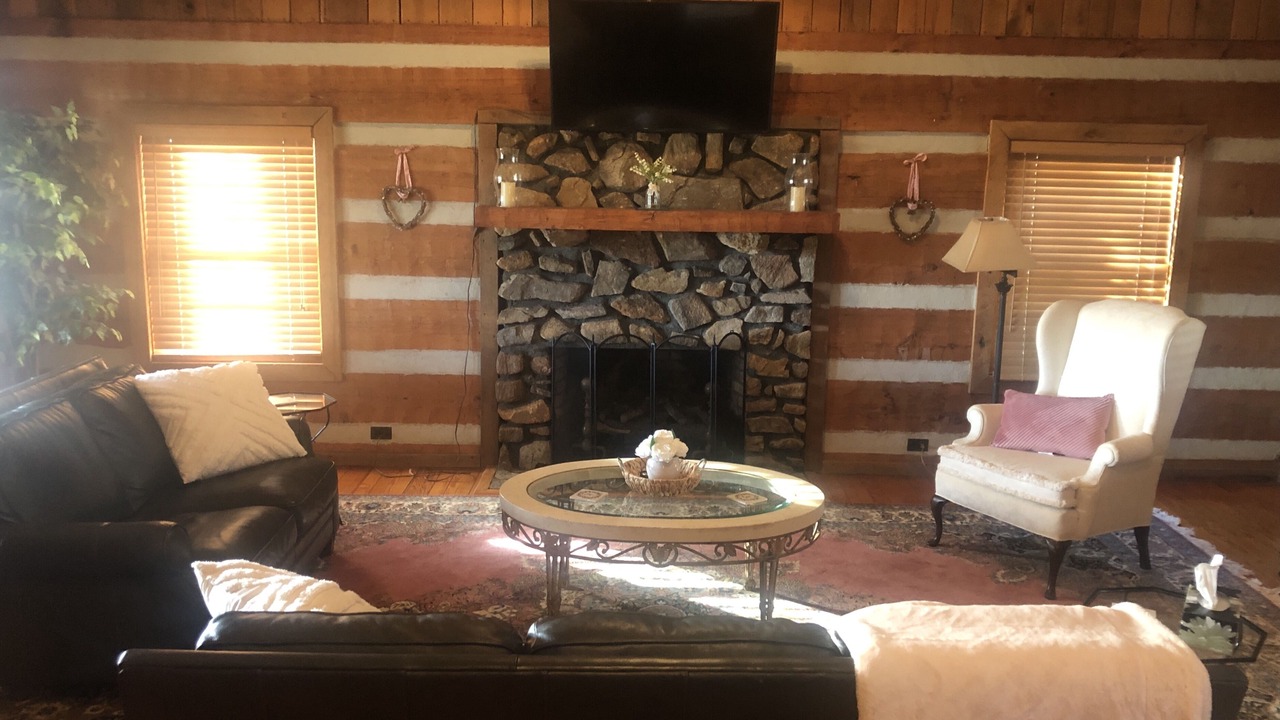 Photo of Livingroom in Rustburg