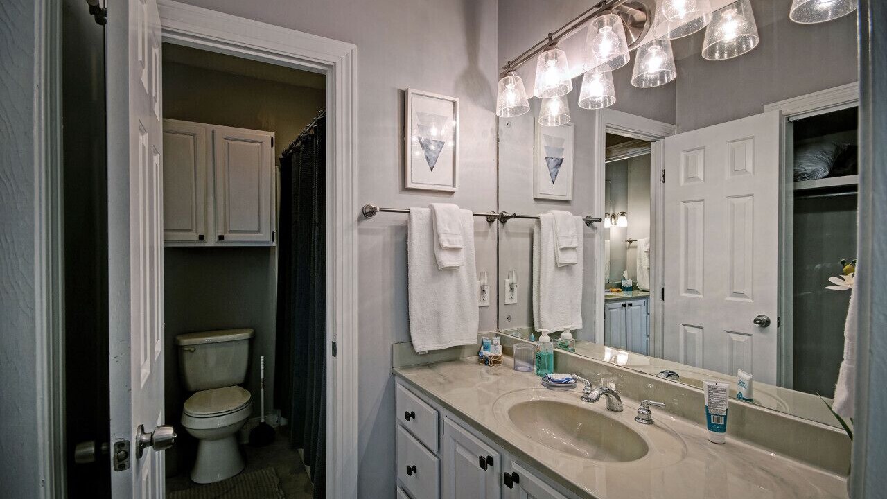 Photo of Bathroom in Tougaloo
