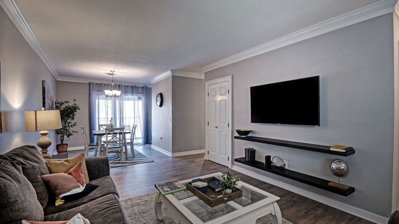 Photo of Livingroom in Tougaloo