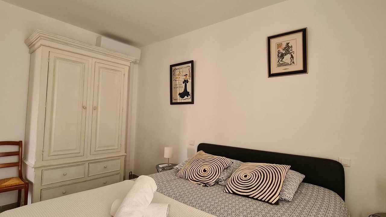 Photo of Bedroom in Chateauneuf-du-Pape
