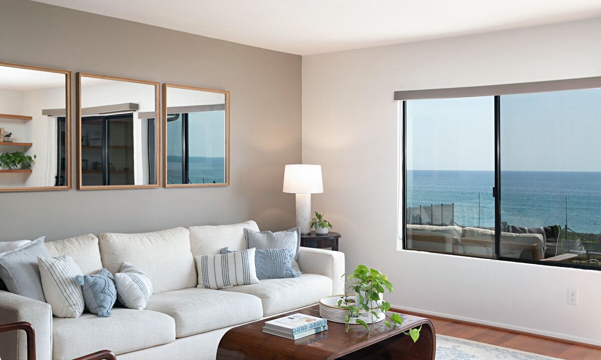 Photo of Livingroom in Solana Beach