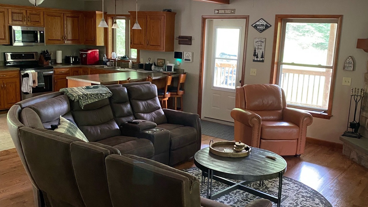 Photo of Bedroom in James Creek