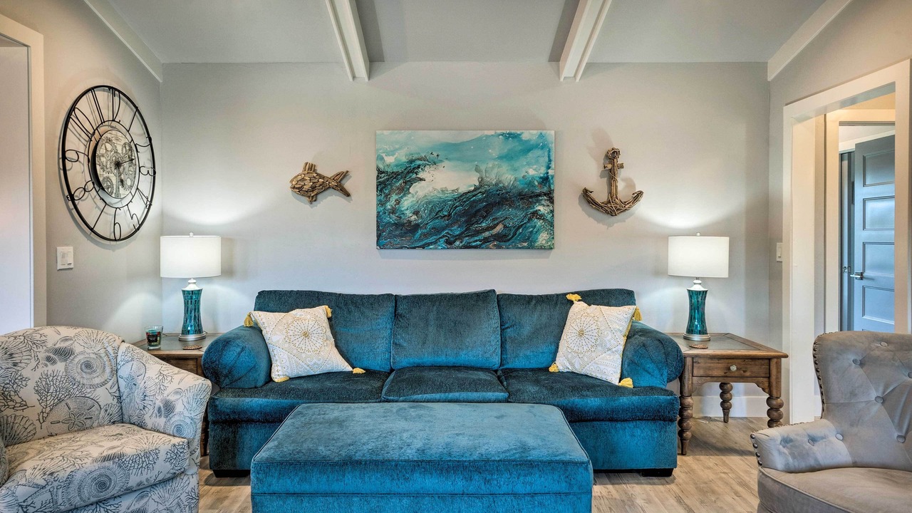 Photo of Livingroom in Crescent City North