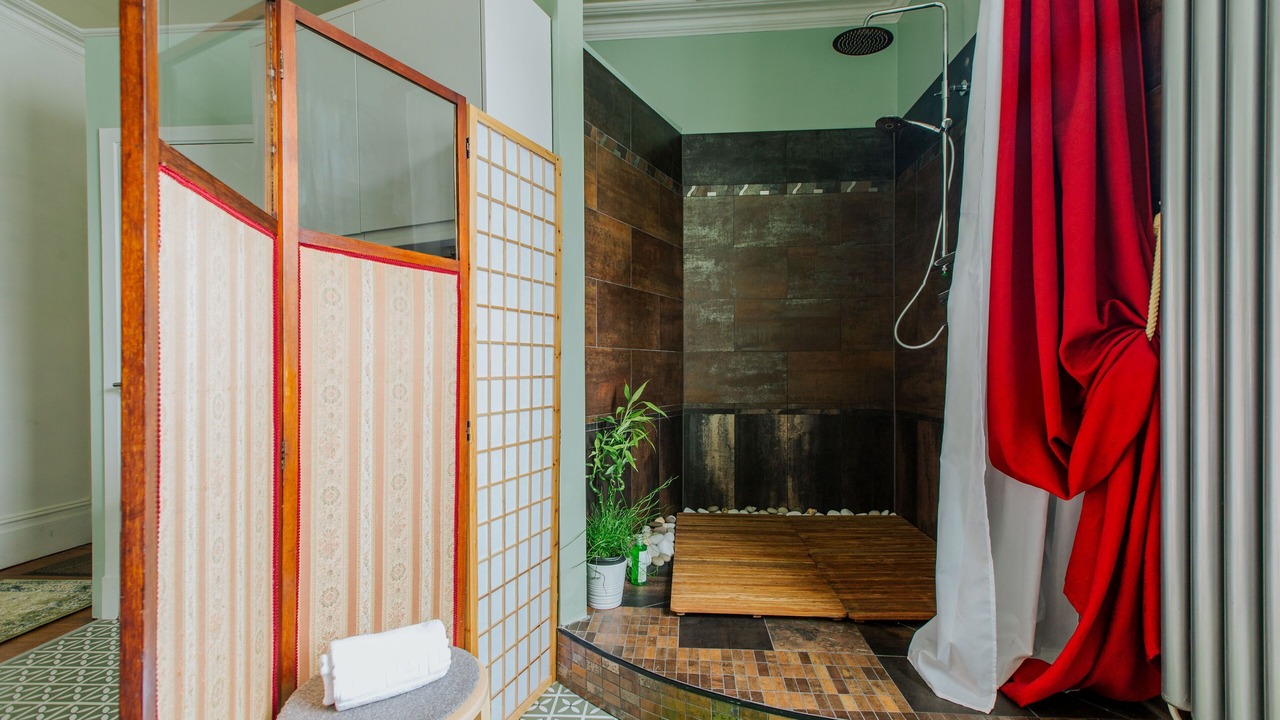 Photo of Bathroom in Pontcanna