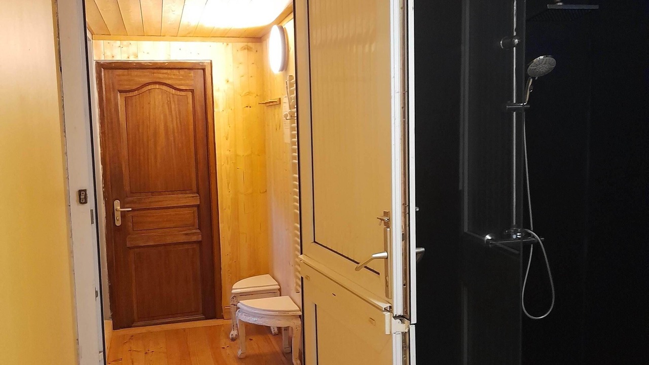 Photo of Bathroom in Broons
