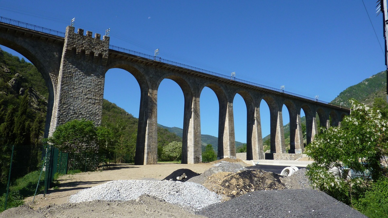 Photo of Others in Superbolquere