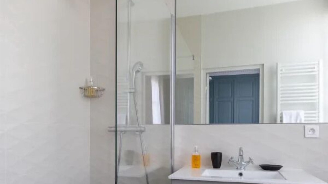 Photo of Bathroom in Honfleur