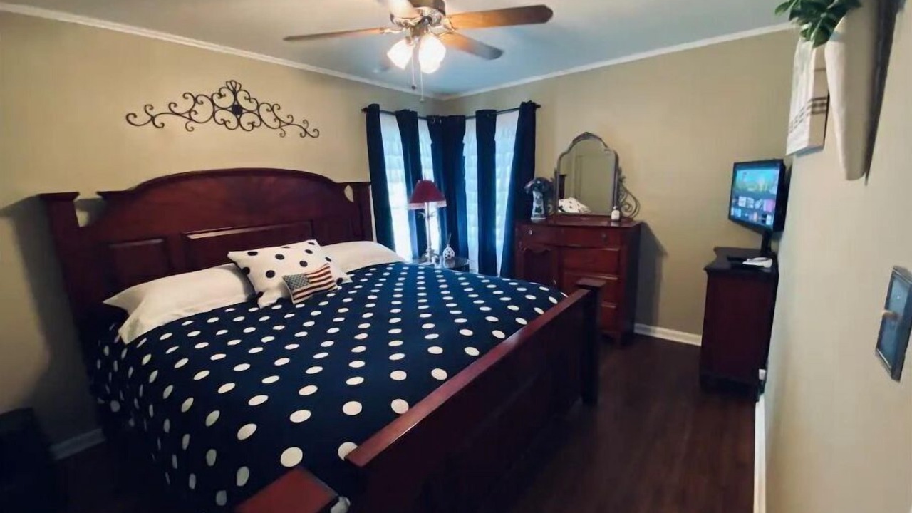 Photo of Bedroom in Kiefer