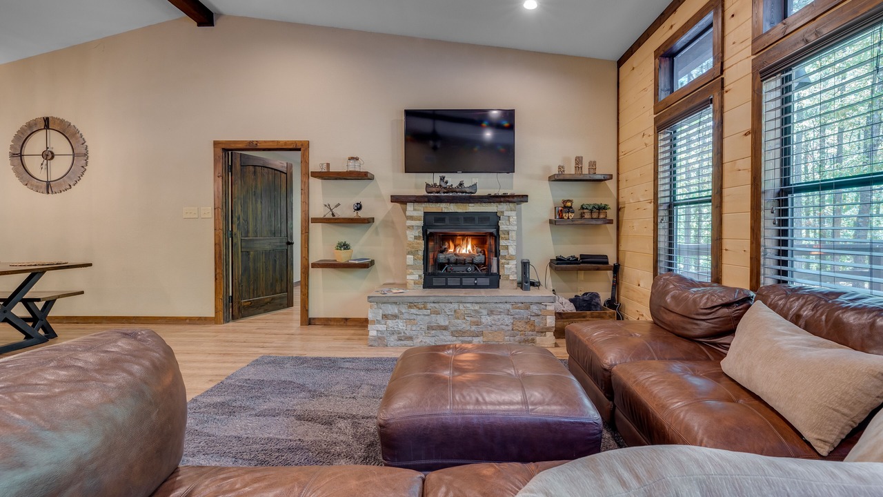 Photo of Livingroom in Pickens