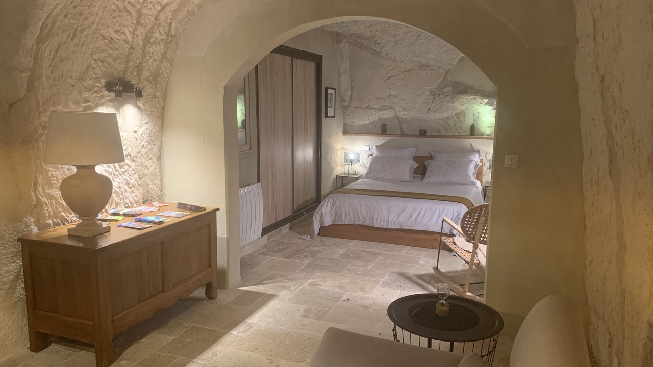 Photo of Bedroom in Cravant-les-Coteaux