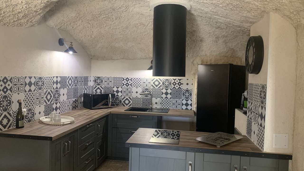 Photo of Kitchen in Cravant-les-Coteaux