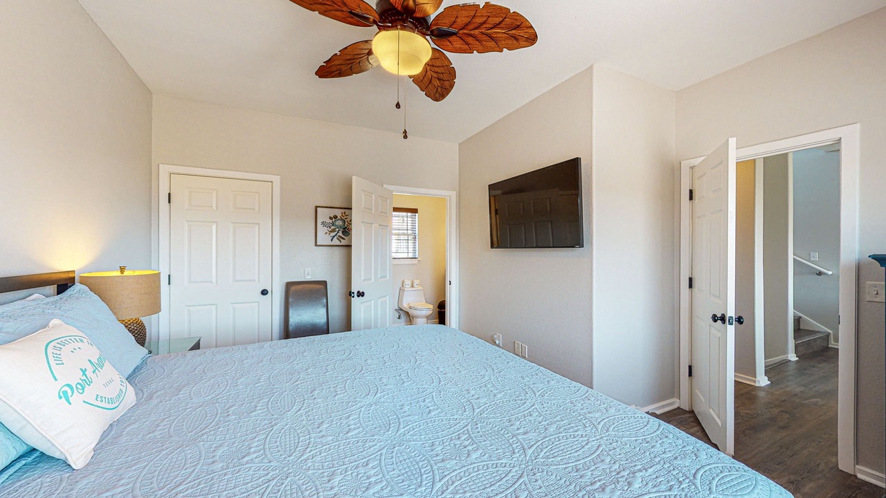Photo of Bedroom in Sand Point