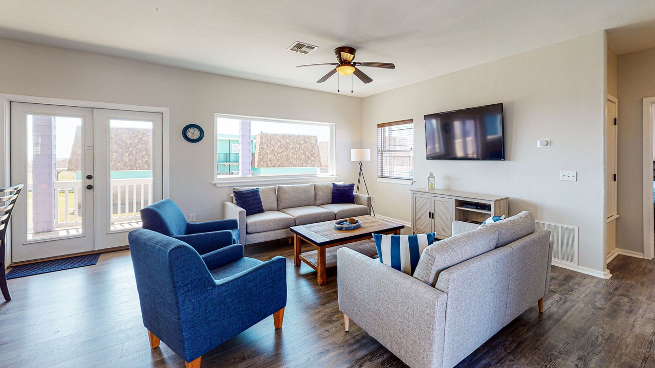 Photo of Livingroom in Sand Point