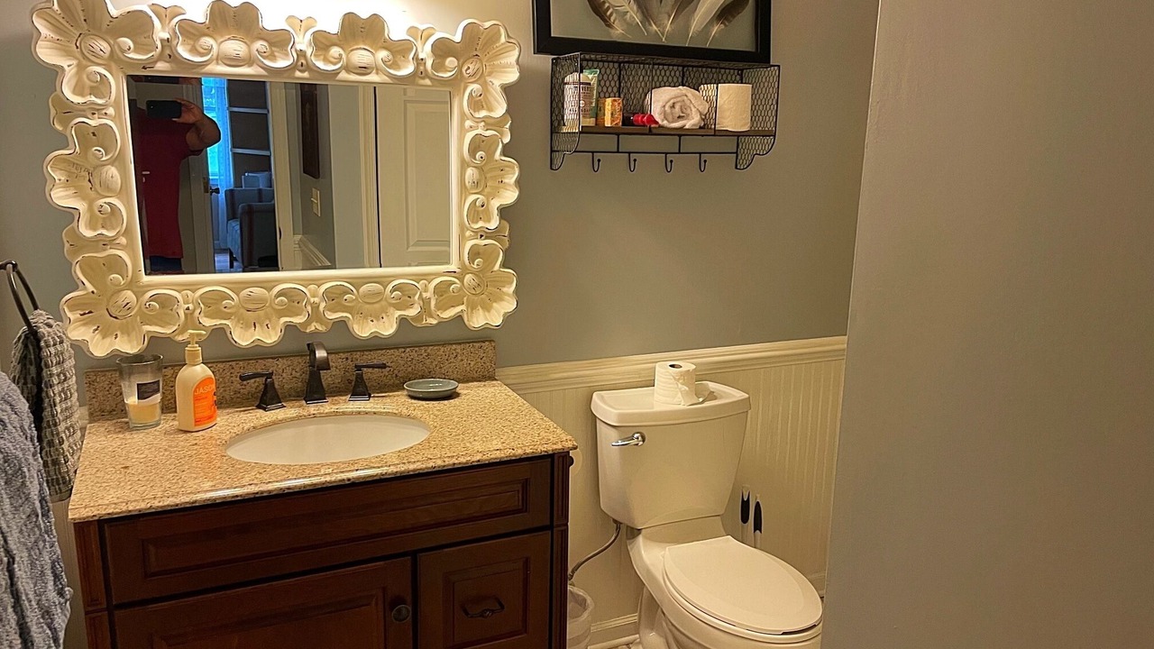 Photo of Bathroom in Barboursville