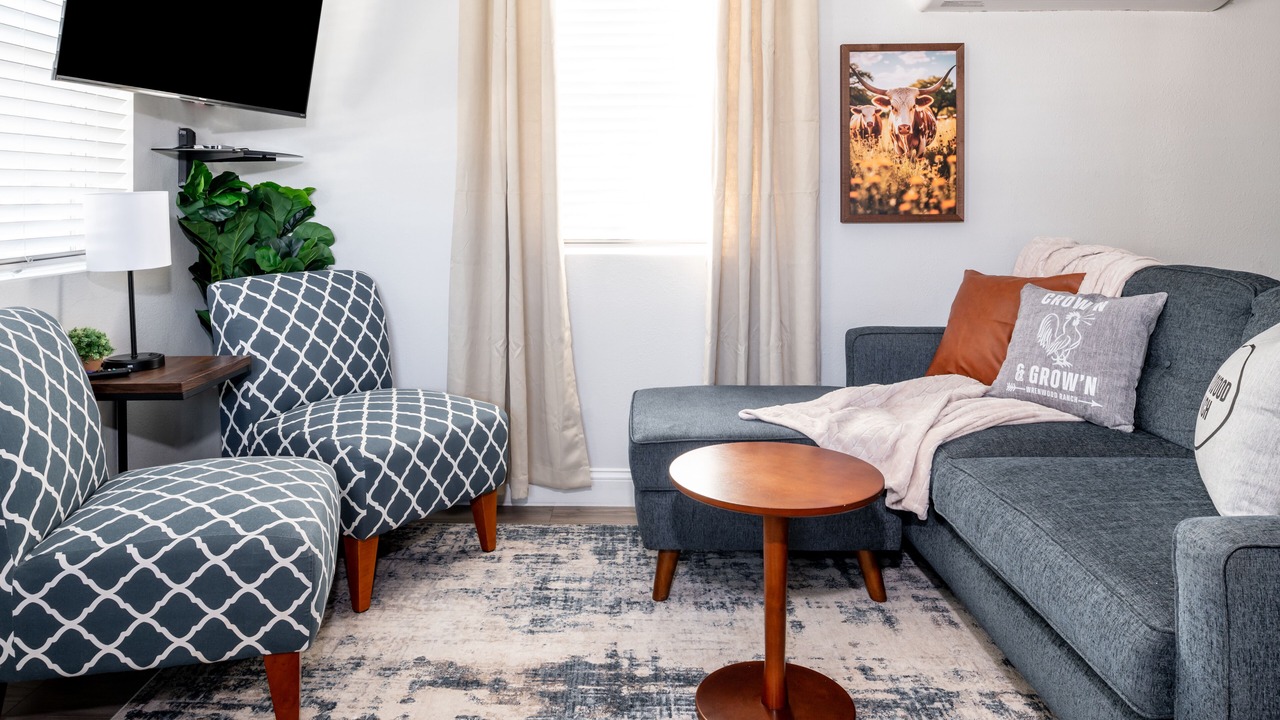 Photo of Livingroom in Johnson City