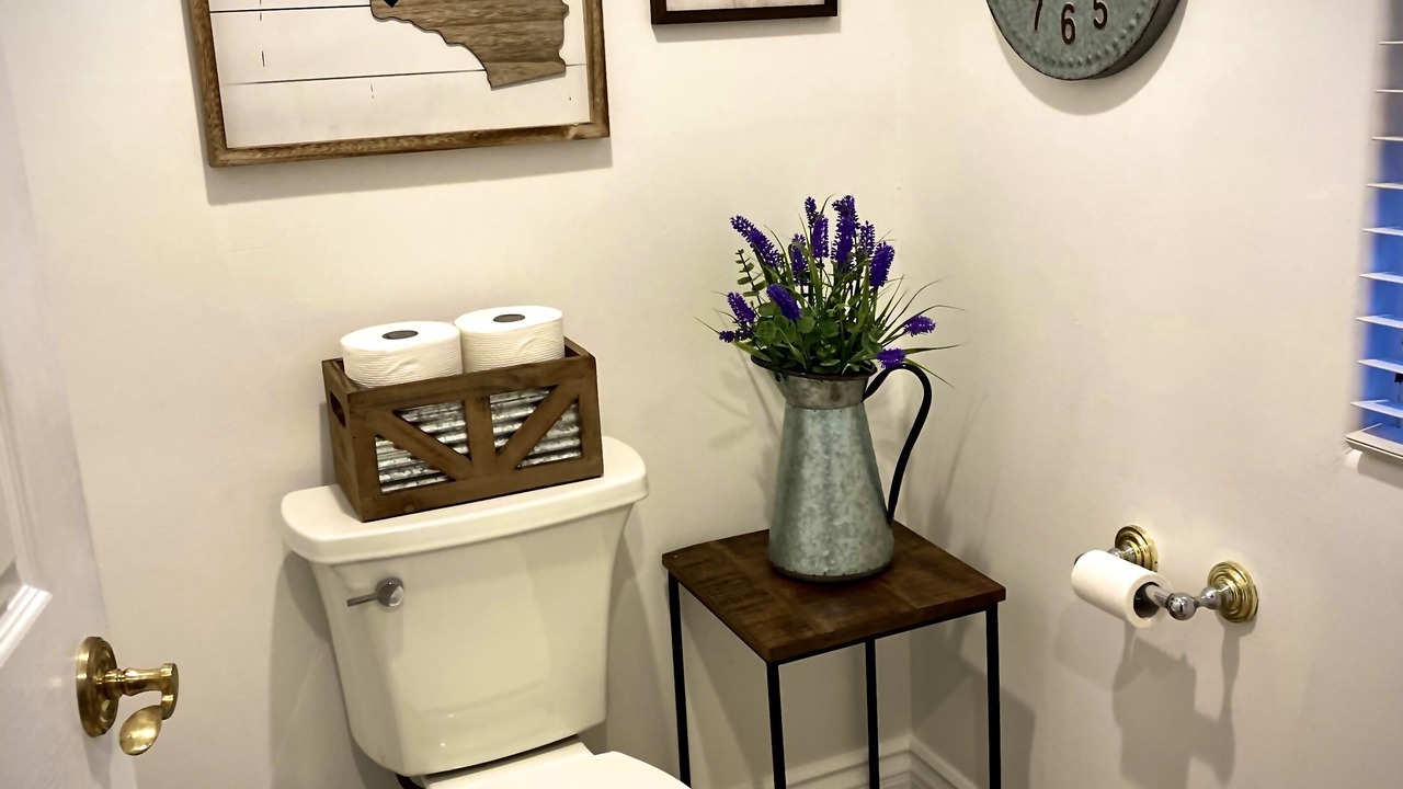 Photo of Bathroom in Rainbow CDP