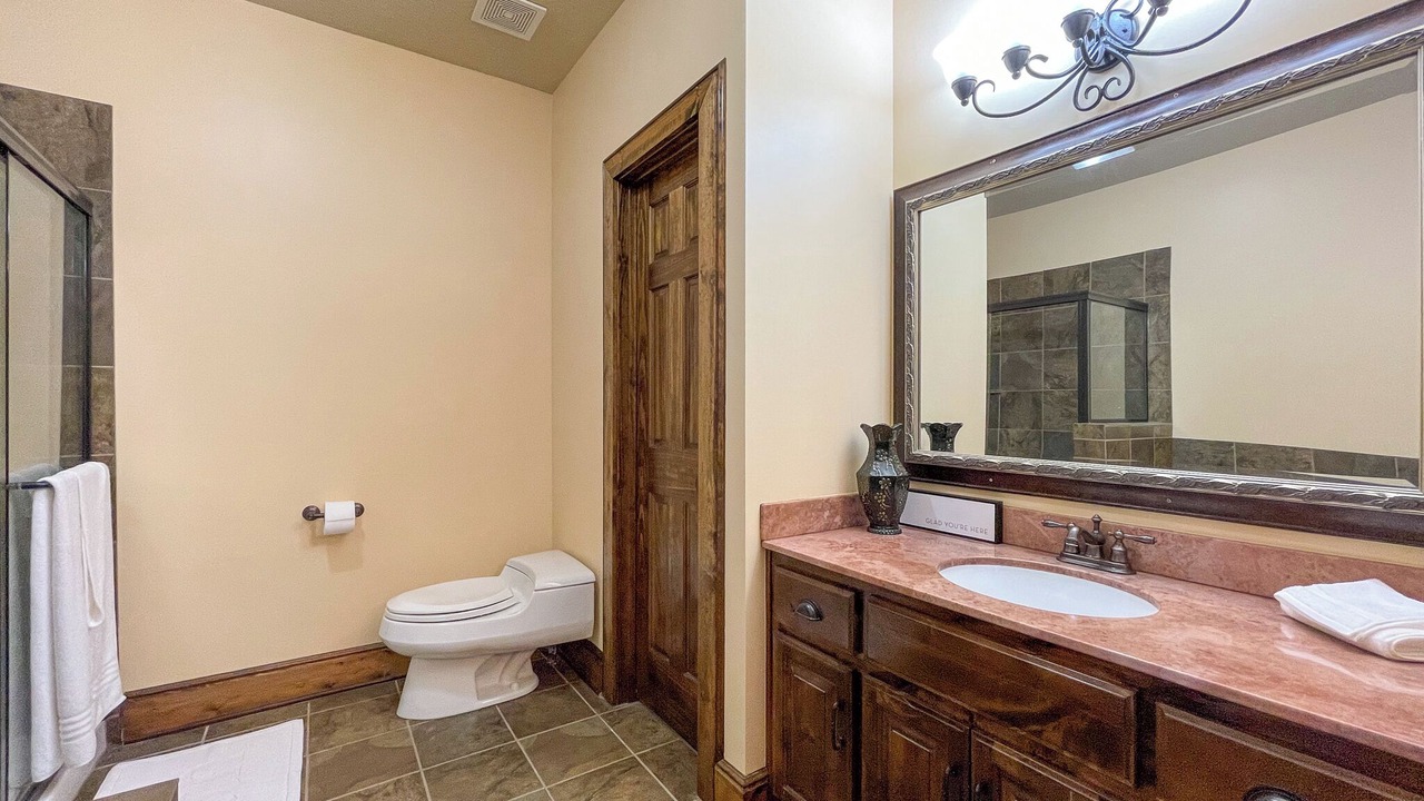 Photo of Bathroom in Roach
