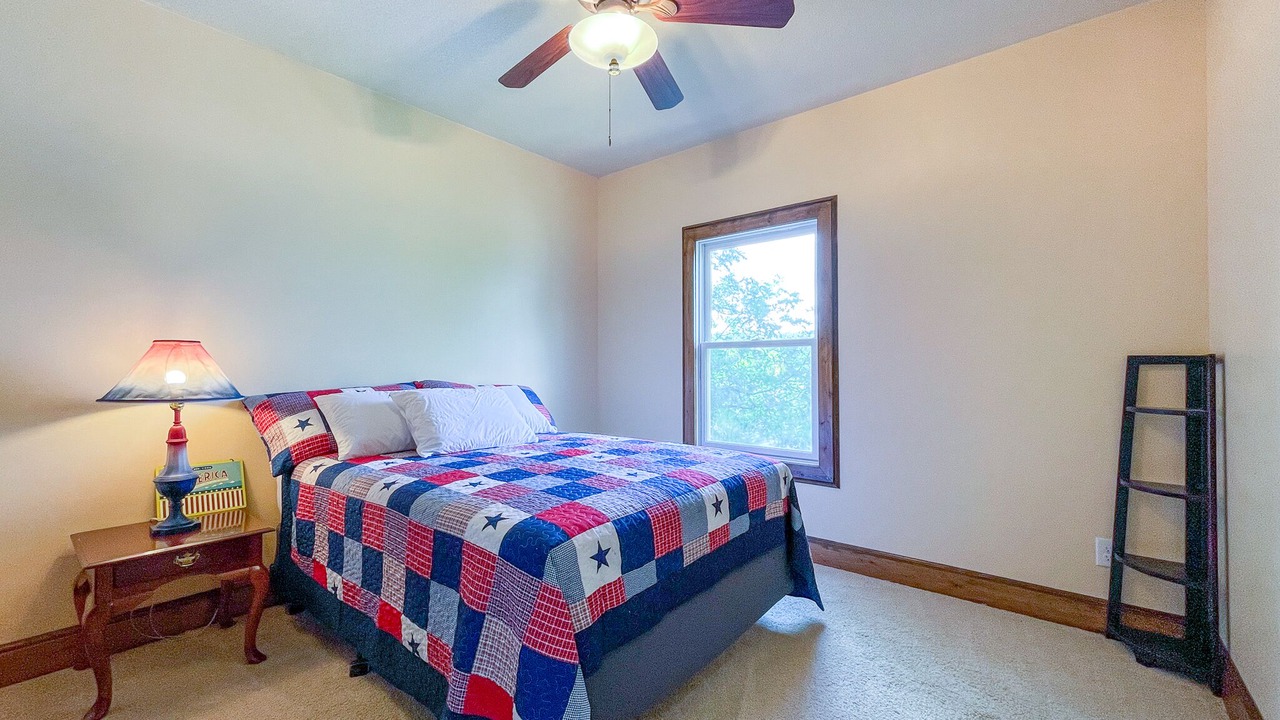 Photo of Others in Roach