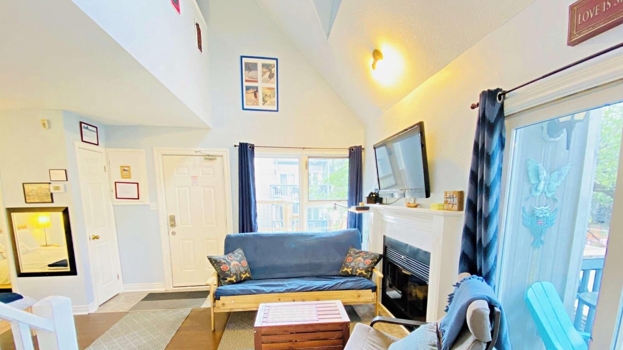 Photo of Livingroom in Craigleith