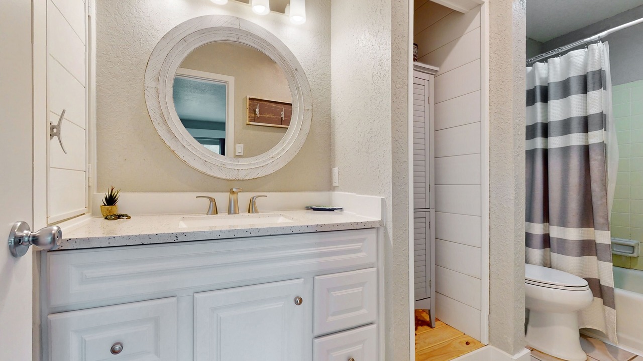 Photo of Bathroom in Sailhouse