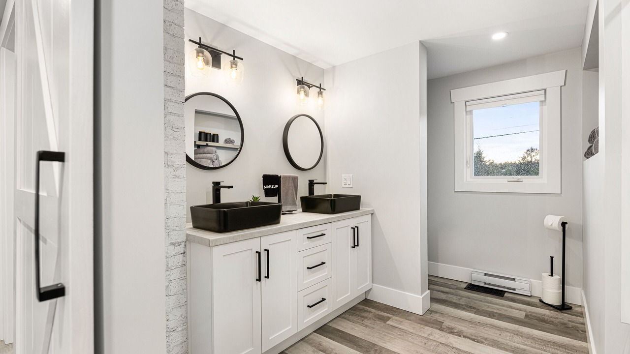 Photo of Bathroom in Cormierville