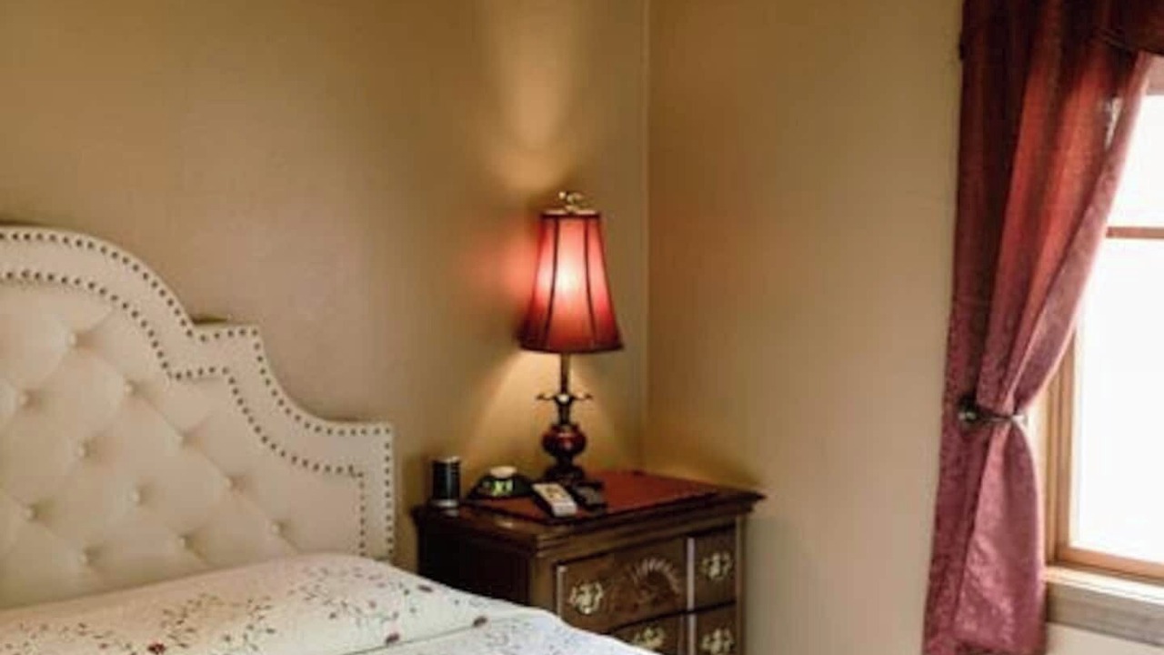 Photo of Bedroom in Lake Geneva