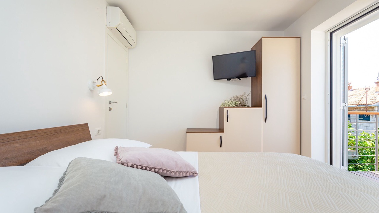 Photo of Bedroom in Gornji Kono