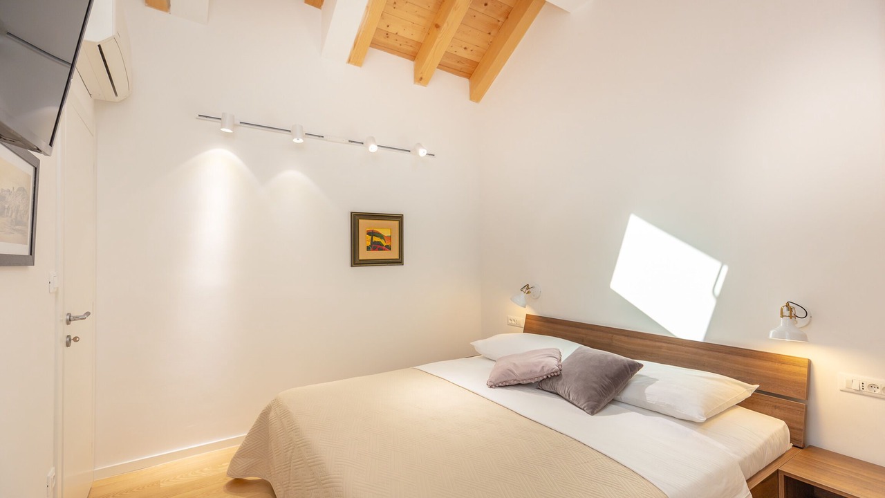 Photo of Bedroom in Gornji Kono