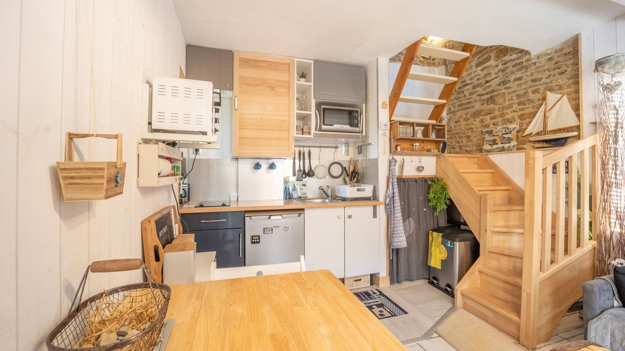 Photo of Kitchen in Saint-Regnobert-de-la-Cote-de-Nacre