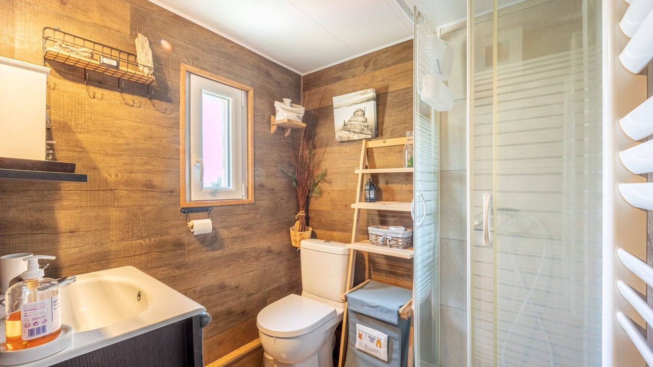 Photo of Bathroom in Saint-Regnobert-de-la-Cote-de-Nacre