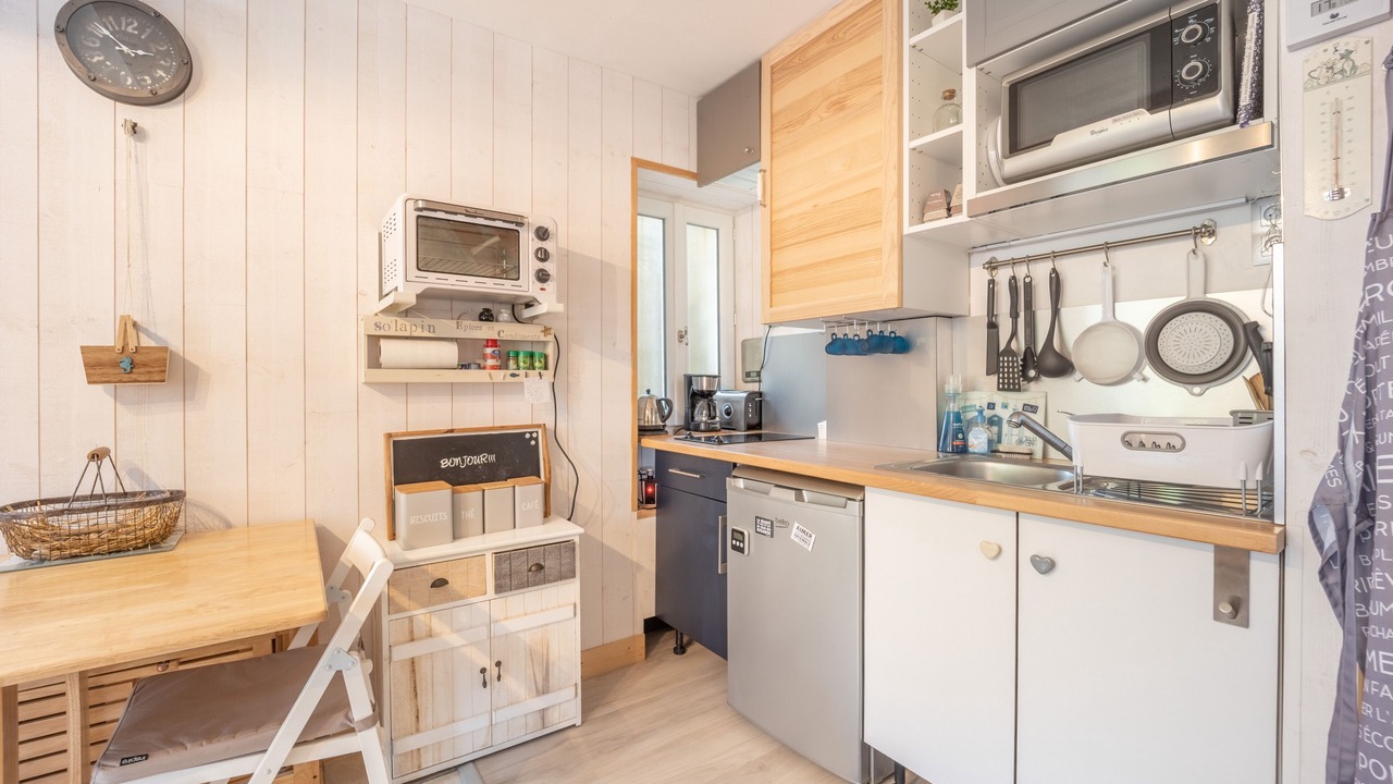 Photo of Kitchen in Saint-Regnobert-de-la-Cote-de-Nacre