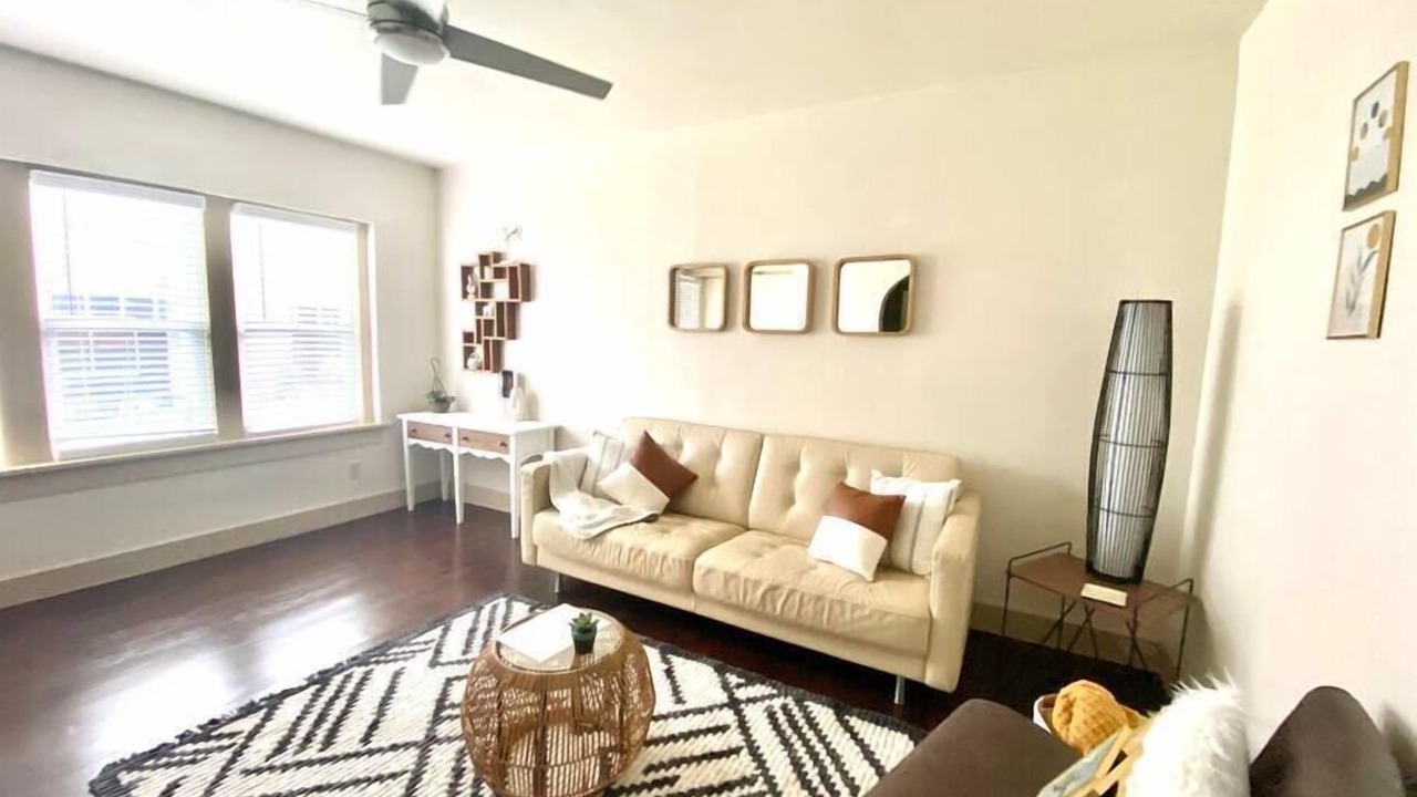 Photo of Bedroom in Midtown