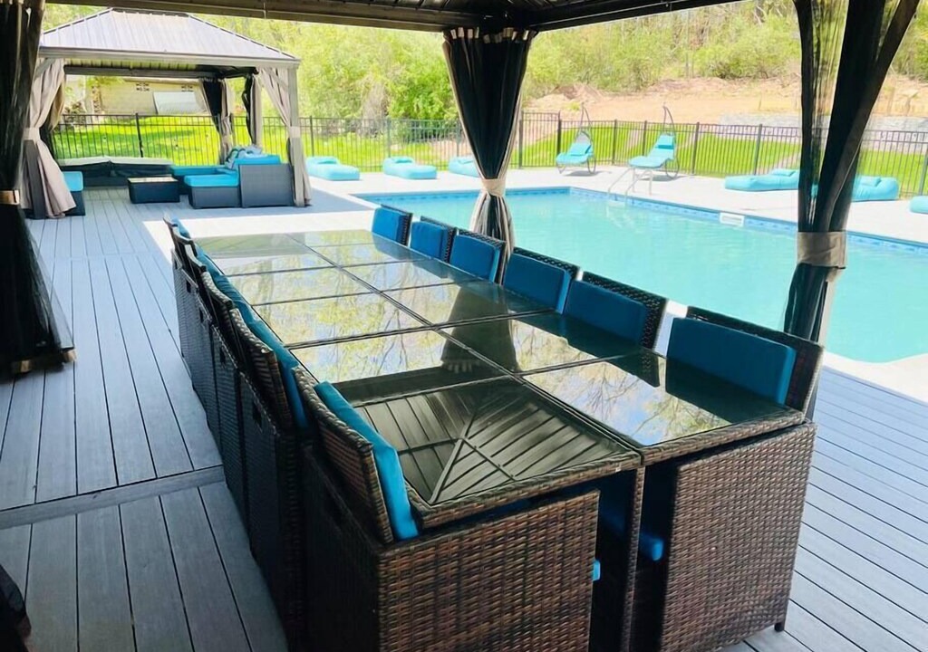 Photo of Patio Balcony in Hamden