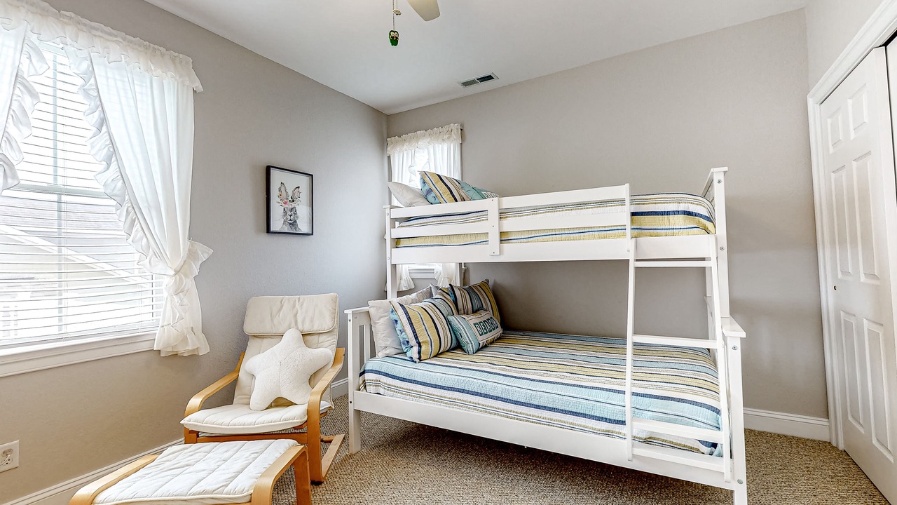 Photo of Bedroom in Sun Ridge