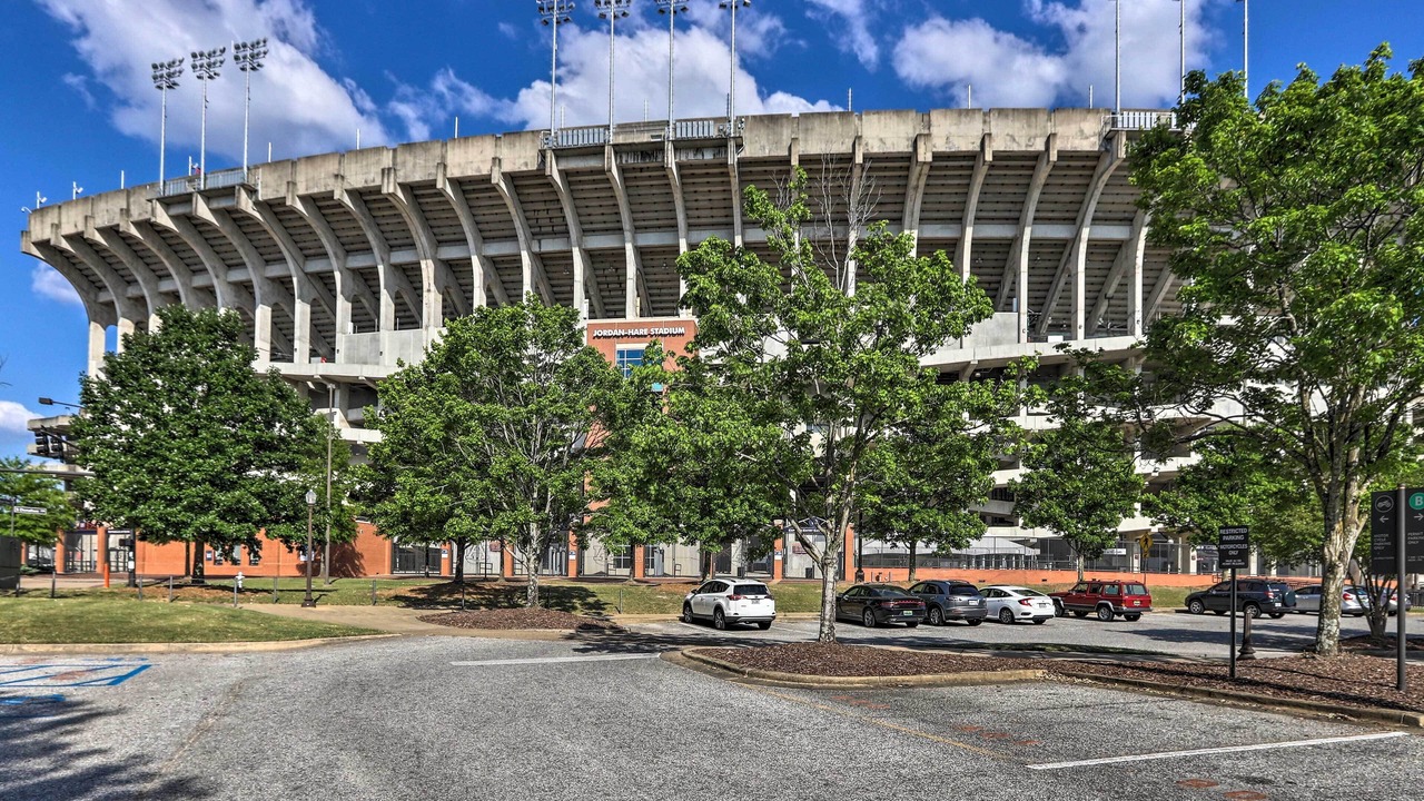 Photo of Others in Auburn